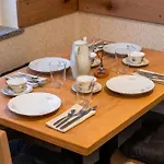 4 Tete 3* Vrhpolje
