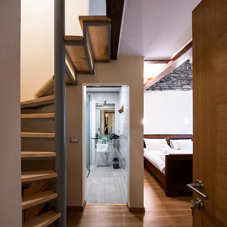 4 Tete Bed & Breakfast 3*