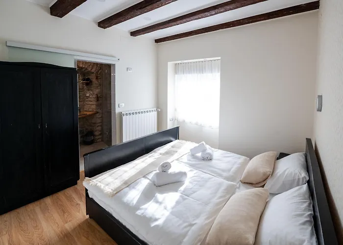 Bed & Breakfast 4 Tete 3*